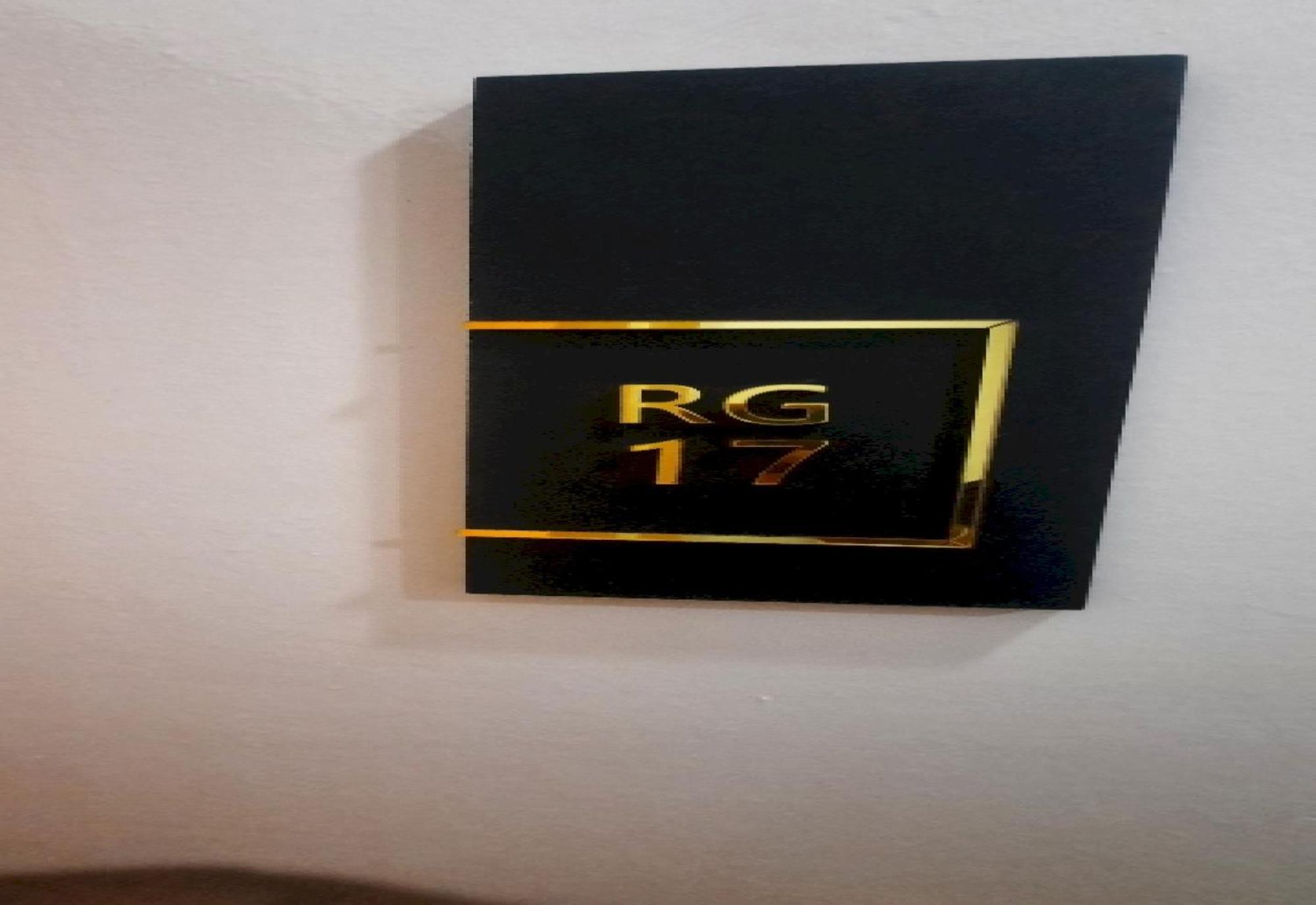 Super Oyo 90724 Rg Hotel Air Hitam Exterior foto
